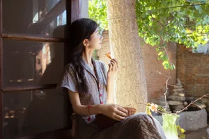 Artistic Expression in YiTuYu Vol.10295 Featuring the Captivating Yi Ming Photo Series - image 55