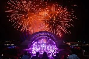 Phu Quoc Nightlife: 5 Best Spots to Watch Fireworks All Year Round - image 4