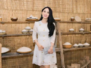 The Youthful Radiance of Ha Phuong - Cam Ly’s Elegant Sister - image 1