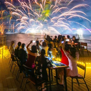 Spectacular New Year Fireworks Display Over Phu Quoc Island - image 4