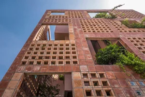 Award-Winning Ceramic Architecture: A Masterpiece of Modern Design - image 5