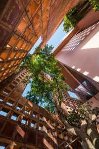 Award-Winning Ceramic Architecture: A Masterpiece of Modern Design - image 3