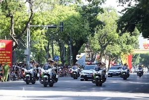 Spectacular International Police Parade: Showcasing Global Unity through Music and Elite Performance - image 2