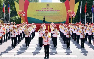 Spectacular International Police Parade: Showcasing Global Unity through Music and Elite Performance - image 1