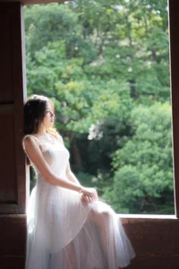 Xiao U in YiTuYu Art Language Vol.10401: A Masterclass in Modern Aesthetic Portrait Photography - image 8