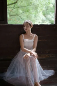 Xiao U in YiTuYu Art Language Vol.10401: A Masterclass in Modern Aesthetic Portrait Photography - image 23