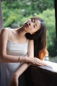 Xiao U in YiTuYu Art Language Vol.10401: A Masterclass in Modern Aesthetic Portrait Photography - image 4