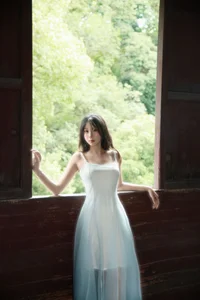 Xiao U in YiTuYu Art Language Vol.10401: A Masterclass in Modern Aesthetic Portrait Photography - image 24
