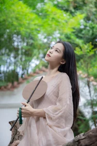Sophisticated Portraiture: YiTuYu Art Language Vol.10396 with Chen Shi Er Ing - image 4