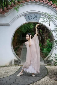 Sophisticated Portraiture: YiTuYu Art Language Vol.10396 with Chen Shi Er Ing - image 20