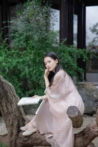 Sophisticated Portraiture: YiTuYu Art Language Vol.10396 with Chen Shi Er Ing - image 17