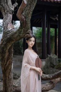 Sophisticated Portraiture: YiTuYu Art Language Vol.10396 with Chen Shi Er Ing - image 16