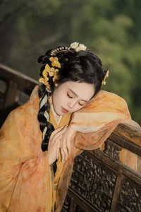Ethereal Hanfu Beauty: Zhou Feng Qin in YiTuYu Art Language Vol.8913 - image 15