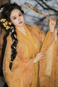 Ethereal Hanfu Beauty: Zhou Feng Qin in YiTuYu Art Language Vol.8913 - image 3
