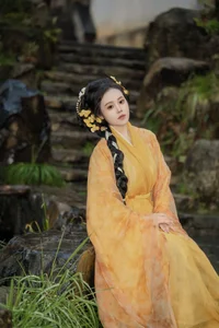 Ethereal Hanfu Beauty: Zhou Feng Qin in YiTuYu Art Language Vol.8913 - image 14