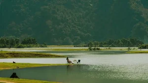 Dong Lam Steppe: A Picturesque Escape Near Hanoi During the Flooded Season - image 8