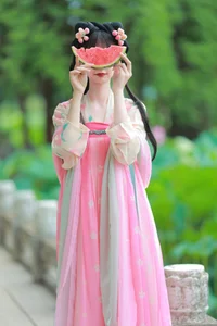 YiTuYu Art Language Vol.5699 Mu Yan Se Cc: An Intersection of Style and Soul - image 5