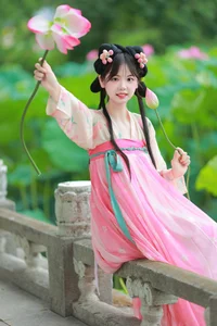 YiTuYu Art Language Vol.5699 Mu Yan Se Cc: An Intersection of Style and Soul - image 2