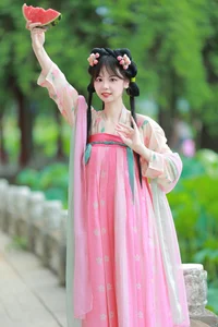 YiTuYu Art Language Vol.5699 Mu Yan Se Cc: An Intersection of Style and Soul - image 13