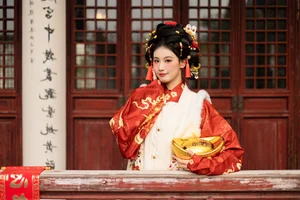 Artistic Mastery in YiTuYu Art Language Vol.6509: A Deep Dive into Jie Yu’s Portraits - image 6