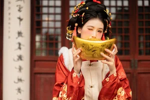 Artistic Mastery in YiTuYu Art Language Vol.6509: A Deep Dive into Jie Yu’s Portraits - image 3