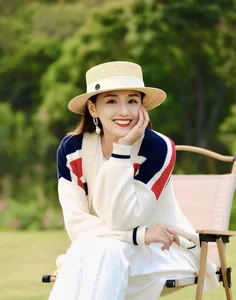 Stunning Beauty Gallery of the Famous Huyen Actress Sisters - image 0