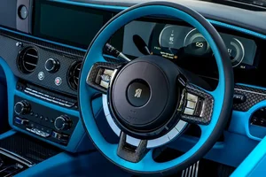 The Art of Luxury: Three Unique Rolls-Royce Editions for Chinese Collectors - image 6