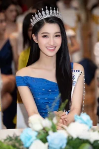 The Radiant and Sweet Elegance of Runner-up Phuong Nhi - image 11