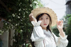 Sophisticated Aesthetics: YiTuYu Art Language Vol.6925 Featuring Mu You You - image 1