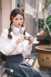Capturing Modern Beauty: YiTuYu Art Language Vol.5772 YYYY Portrait Collection - image 0