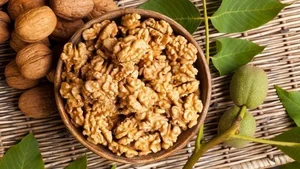 Top 5 Nutrient-Rich Seeds and Nuts to Boost Eye Health and Naturally Prevent Vision Aging for a Clearer Future - image 11