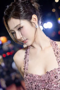 Sweet and Sparkling Elegance Under Night City Lights - image 0