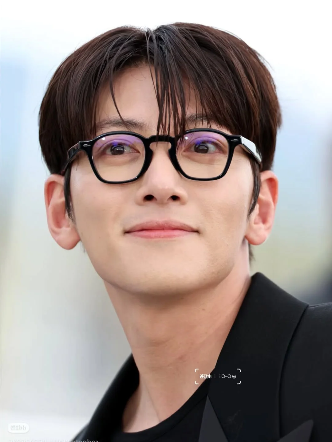Getty Images Unfiltered: Comparing the Radiant Beauty and Red Carpet Styles of Chinese and Korean Celebrities