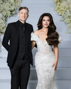 Vietnamese Celebrities and Their Western Husbands: A Look at Inspiring Cross-Cultural Marriages - image 8
