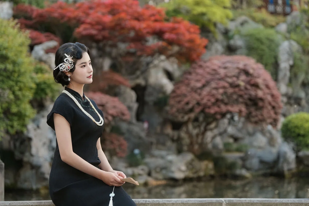 Visual Storytelling Excellence: YiTuYu Art Language Vol.10451 Featuring the Radiant Model Aii