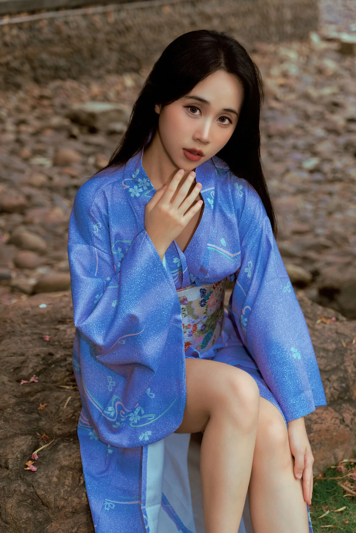 YiTuYu Art Language Vol.6741 Featuring Xiao Wei: A Visual Masterpiece