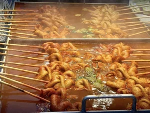 A Guide to the Vibrant Street Food Culture of Seoul, South Korea - image 7