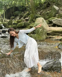 MC Khanh Vy Stuns Fans with Ethereal Goddess-Inspired Photoshoot by the Stream - image 7