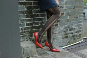 Elegant Office Style: Exploring the IESS Red Shoes Professional Wear Collection - image 3