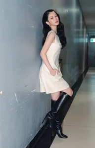 Stunning Thai Influencer Shines in New Music Video Collaboration with Mono - image 6