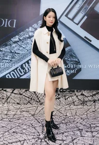 Stunning Thai Influencer Shines in New Music Video Collaboration with Mono - image 0