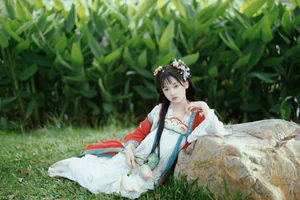 Xiao Xiao Yu: A Study in Grace for YiTuYu Art Language Vol.7372 - image 1