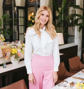 Ivanka Trump’s Signature Style: A Blend of Sophisticated Elegance and Modern Professionalism - image 0
