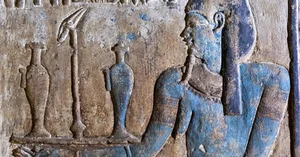 The Shimmering Secrets of Egypt: Discovering the Ancient Temple That Once Glowed with Pure Golden Splendor - image 2