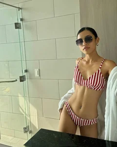 Stunning New Year Bikini Trends and Refreshing Poolside Fashion Gallery - image 8