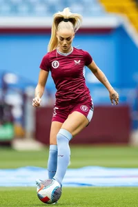 The World’s Most Glamorous Footballer Prepares for Euro 2025: Balancing Athletics and High-Fashion - image 3