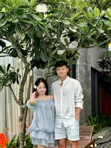 Inside the Fairytale Wedding of a Former U23 Vietnam Football Star - image 6