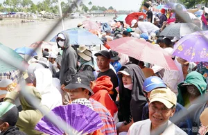 Ghe Ngo Racing: The Spectacular Traditional Festival of the Mekong Delta - image 11
