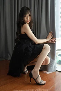 High-Fashion Aesthetic: IESS Chinese Model SXJ No.1832 Featuring Tuan Tuan - image 27