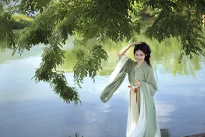 Stunning Visuals from YiTuYu Art Language Vol.4480: A Portrait Study of Shu Pian - image 15